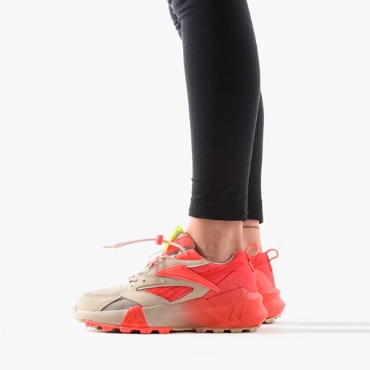 Sneakersy damskie Reebok Classic gładkie sznurowane na platformie 