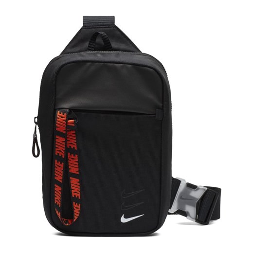Nerka Nike Sportswear Essentials - Czerń