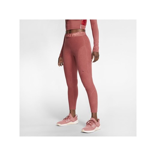 Spodnie damskie Nike czerwone sportowe 