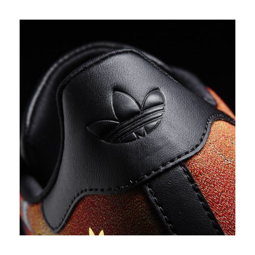 Buty sportowe dziecięce Adidas w nadruki 