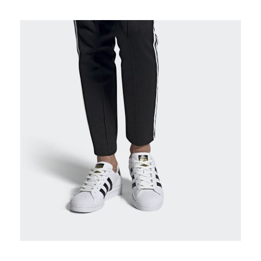 Buty sportowe damskie Adidas na wiosnę białe wiązane płaskie 