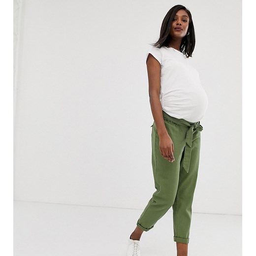 ASOS DESIGN Maternity – Spodnie casualowe z wiązaniem pod brzuchem, z efektem sprania, z miękkiej tkaniny o splocie ukośnym-Zielony