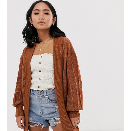 ASOS DESIGN Petite – Sweter typu coatigan z puszystej przędzy-Czerwony