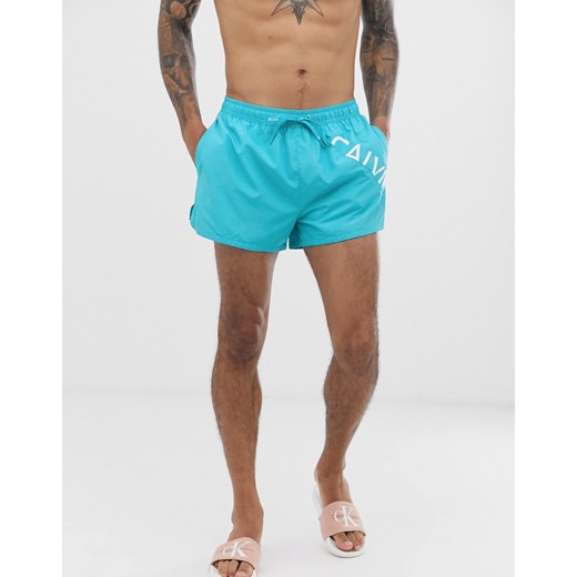 Calvin Klein – Krótkie szorty kąpielowe ze ściągaczem-Niebieski