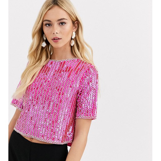 Lace & Beads – Różowy neonowy krótki top z odkrytymi plecami i zdobieniami