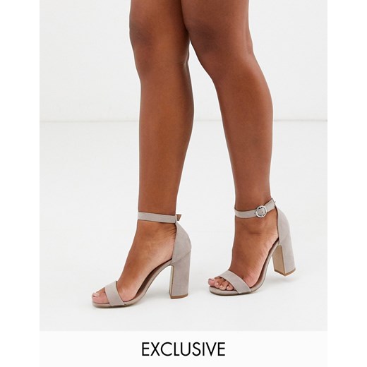 Sandały damskie New Look z klamrą zamszowe eleganckie bez wzorów na wysokim obcasie 