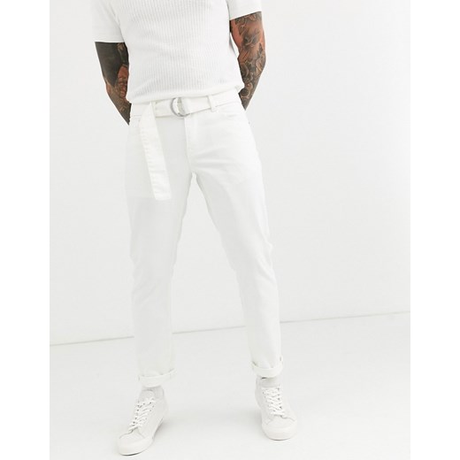 ASOS DESIGN - Białe jeansy ze stretchem o obcisłym kroju w zestawie z paskiem w tym samym stylu-Biały