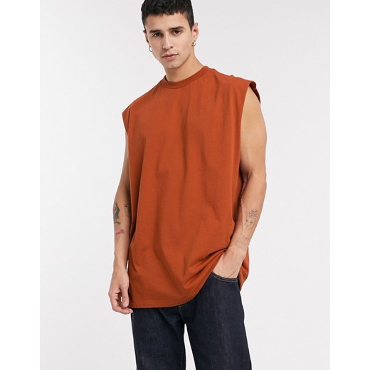 ASOS DESIGN – Brązowa koszulka o wydłużonym kroju oversize bez rękawów-Brązowy