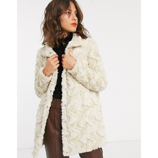 Vero Moda — Kremowa kurtka ze sztucznego futra-Biały