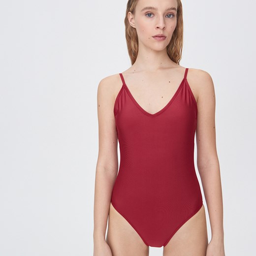 Czerwony strój kąpielowy Sinsay bez wzorów do figury z małym biustem 
