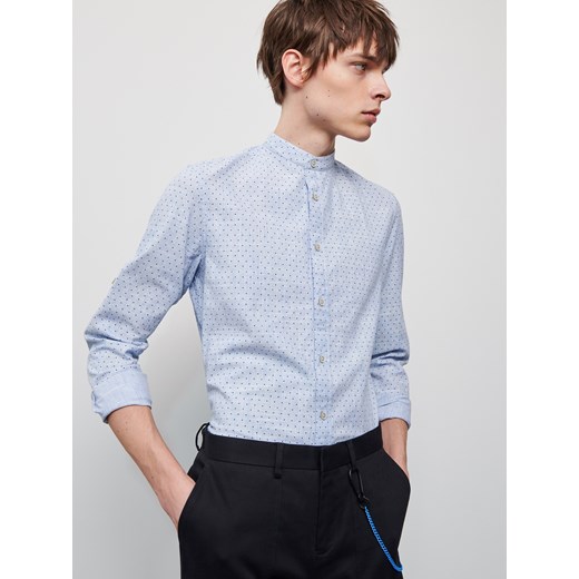 Koszula męska niebieska Reserved w abstrakcyjne wzory na wiosnę 