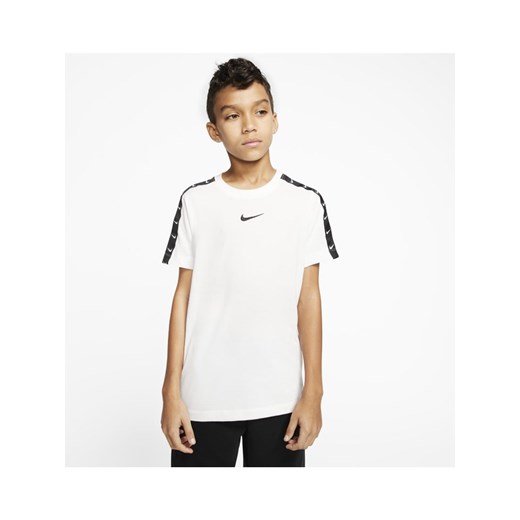 T-shirt dla dużych dzieci Nike Sportswear Swoosh - Biel
