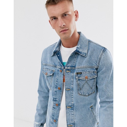 Wrangler – Jasnoniebieska kurtka jeansowa z efektem znoszenia-Niebieski Wrangler  M Asos Poland