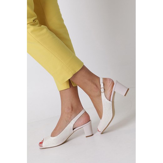 Sandały damskie Sergio Leone eleganckie z niskim obcasem białe bez wzorów na obcasie 