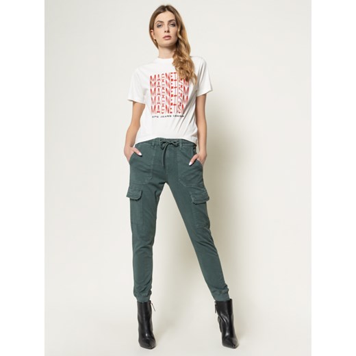 Spodnie damskie Pepe Jeans w militarnym stylu
