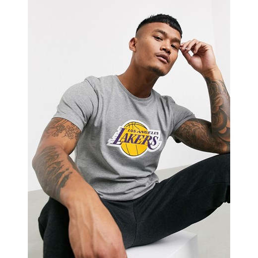 New Era – NBA Los Angeles Lakers Wordmark – Szary t-shirt New Era  L Asos Poland