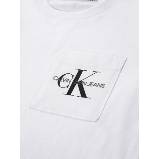 Calvin Klein Jeans T-Shirt Monogram Pocket IB0IB00457 Biały Regular Fit