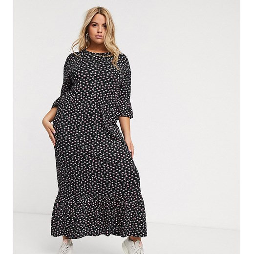 Sukienka Wednesday`s Girl Curve na spacer z długim rękawem oversize