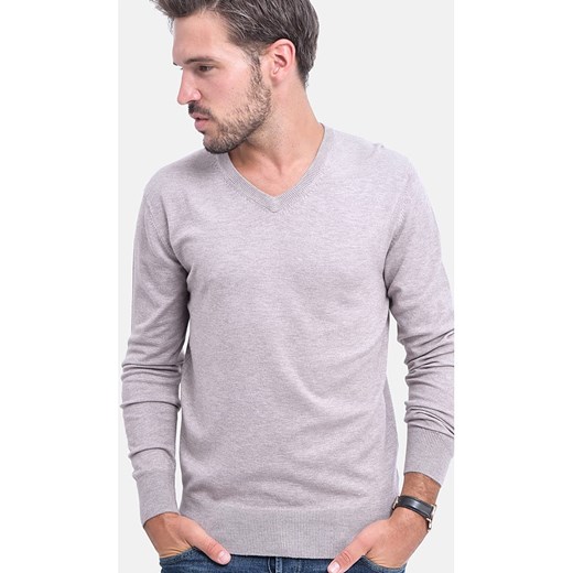 Sweter w kolorze jasnoszarym
