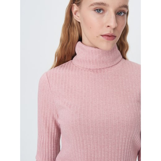 Sweter damski różowy Sinsay bez wzorów 