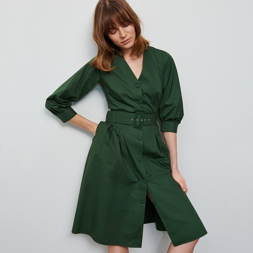 Zielona sukienka Reserved na co dzień z dekoltem v z długim rękawem 