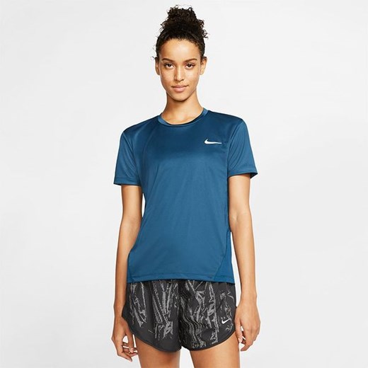 Bluzka damska Nike bez wzorów z okrągłym dekoltem 