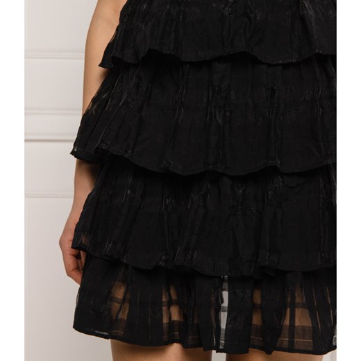Sukienka Liu Jo rozkloszowana czarna na ramiączkach gładka mini na sylwestra 