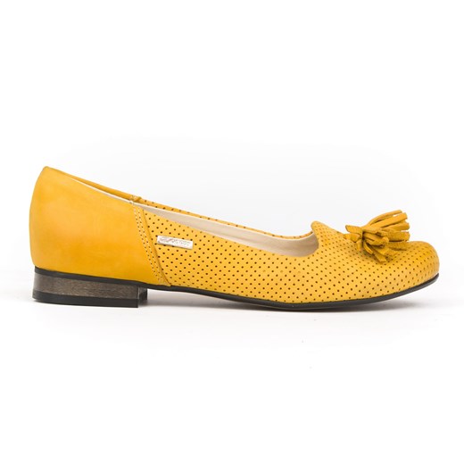 Balerinki Zapato wiosenne skórzane bez wzorów żółte bez zapięcia 