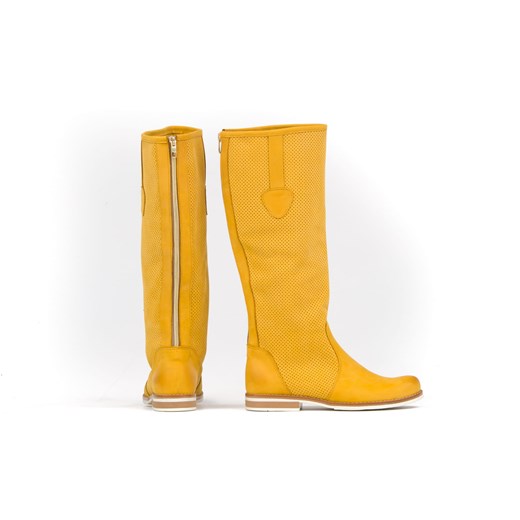 Kozaki damskie Zapato żółte z weluru na zimę na płaskiej podeszwie casualowe 