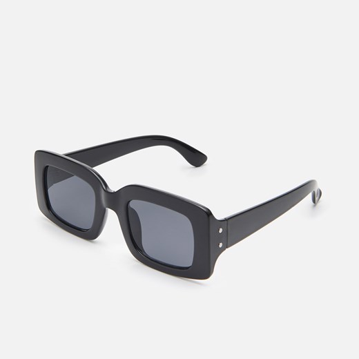 Cropp - Okulary przeciwsłoneczne z grubą oprawą - Czarny Cropp  One Size 