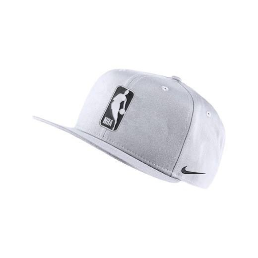 Nike czapka z daszkiem męska biała 