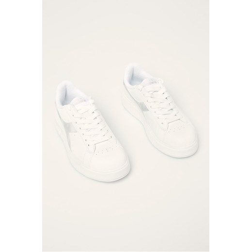 Buty sportowe damskie Diadora sznurowane białe ze skóry bez wzorów płaskie 