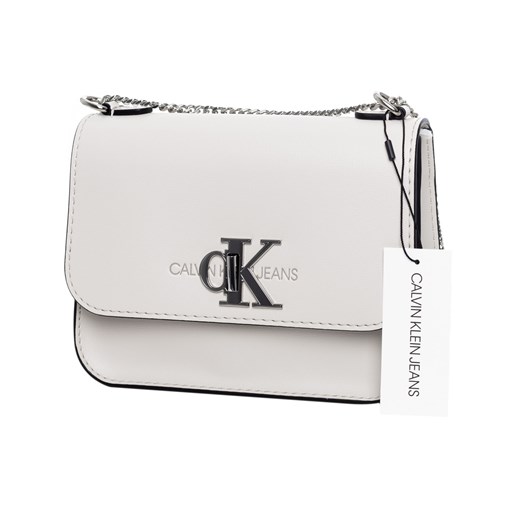 CALVIN KLEIN TOREBKA DAMSKA CKJ MONO HARDWARE MEDIUM FLAP WHITE K60K606568 CI2  Calvin Klein  messimo