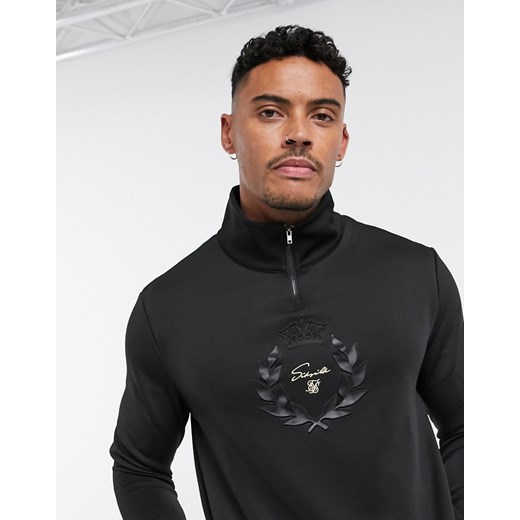 Siksilk x Dani Alves – Treningowy top z krótkim zamkiem i tłoczonym napisem Prestige zakładany przez głowę-Czarny
