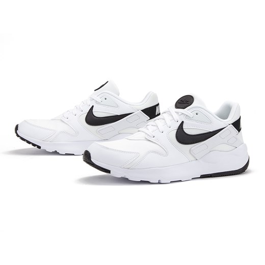 Buty sportowe męskie Nike na wiosnę wiązane białe skórzane 