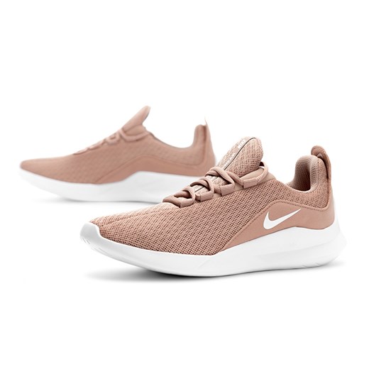 Buty sportowe damskie różowe Nike sznurowane na płaskiej podeszwie bez wzorów