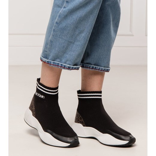 Buty sportowe damskie czarne Calvin Klein na platformie bez zapięcia 