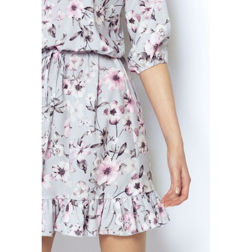 Szara sukienka Ivon mini z długim rękawem na spacer wiosenna 