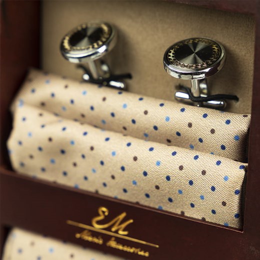 Zestaw Prezentowy dla mężczyzny w kolorze beżowym: krawat + poszetka + spinki zapakowane w pudełko EM 21 Em   EM Men's Accessories