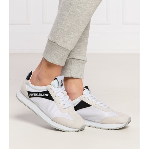 Buty sportowe damskie białe Calvin Klein na płaskiej podeszwie bez wzorów 