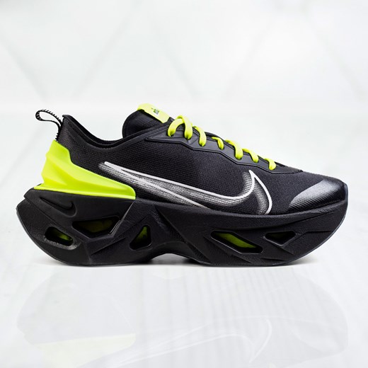 Buty sportowe męskie czarne Nike zoom sznurowane 