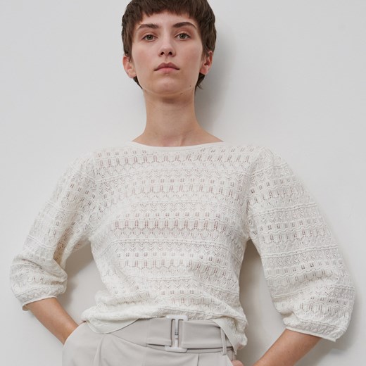 Sweter damski Reserved z okrągłym dekoltem biały bez wzorów 