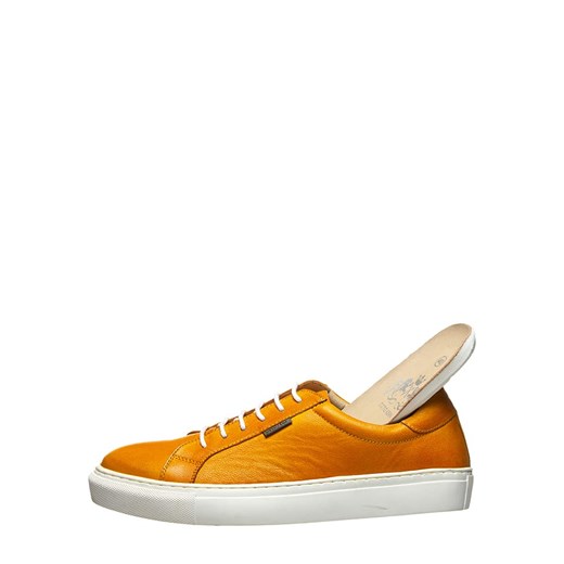 Skórzane sneakersy w kolorze pomarańczowym