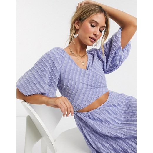 ASOS DESIGN – Liliowa plisowana kopertowa sukienka mini z teksturowanej tkaniny dobby-Fioletowy Asos 38 Asos Poland