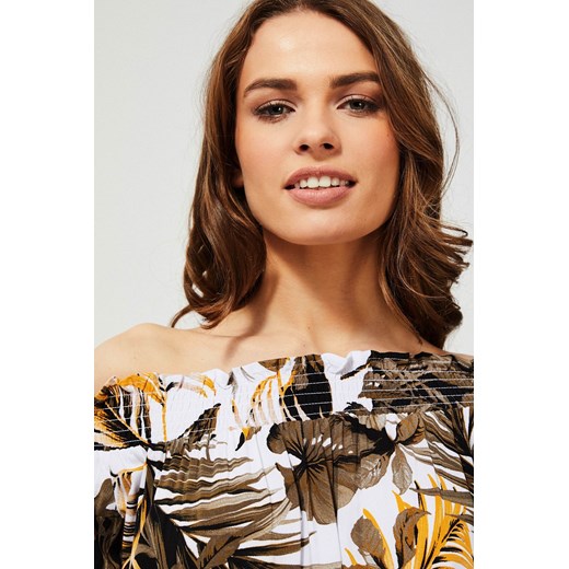 Bluzka damska z dekoltem typu hiszpanka z wiskozy 