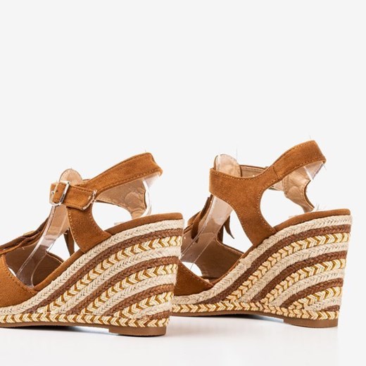 Brązowe sandały damskie z frędzlami Odina - Obuwie