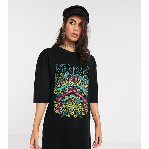 Rokoko – Sukienka pudełkowa oversize o kroju T-shirtu z grafiką w węże-Szary