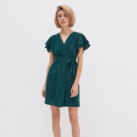 Sukienka House mini zielona elegancka bez wzorów kopertowa na urodziny 
