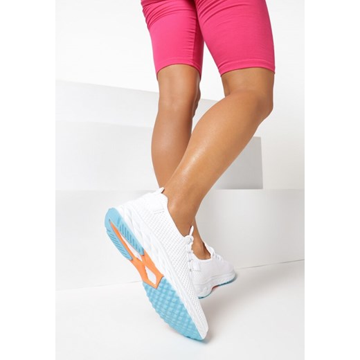 Buty sportowe damskie Born2be bez wzorów białe wiązane na płaskiej podeszwie 
