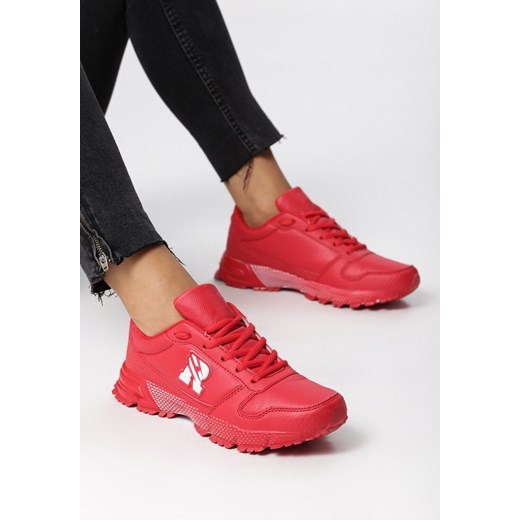 Buty sportowe damskie Born2be sznurowane czerwone bez wzorów ze skóry ekologicznej 